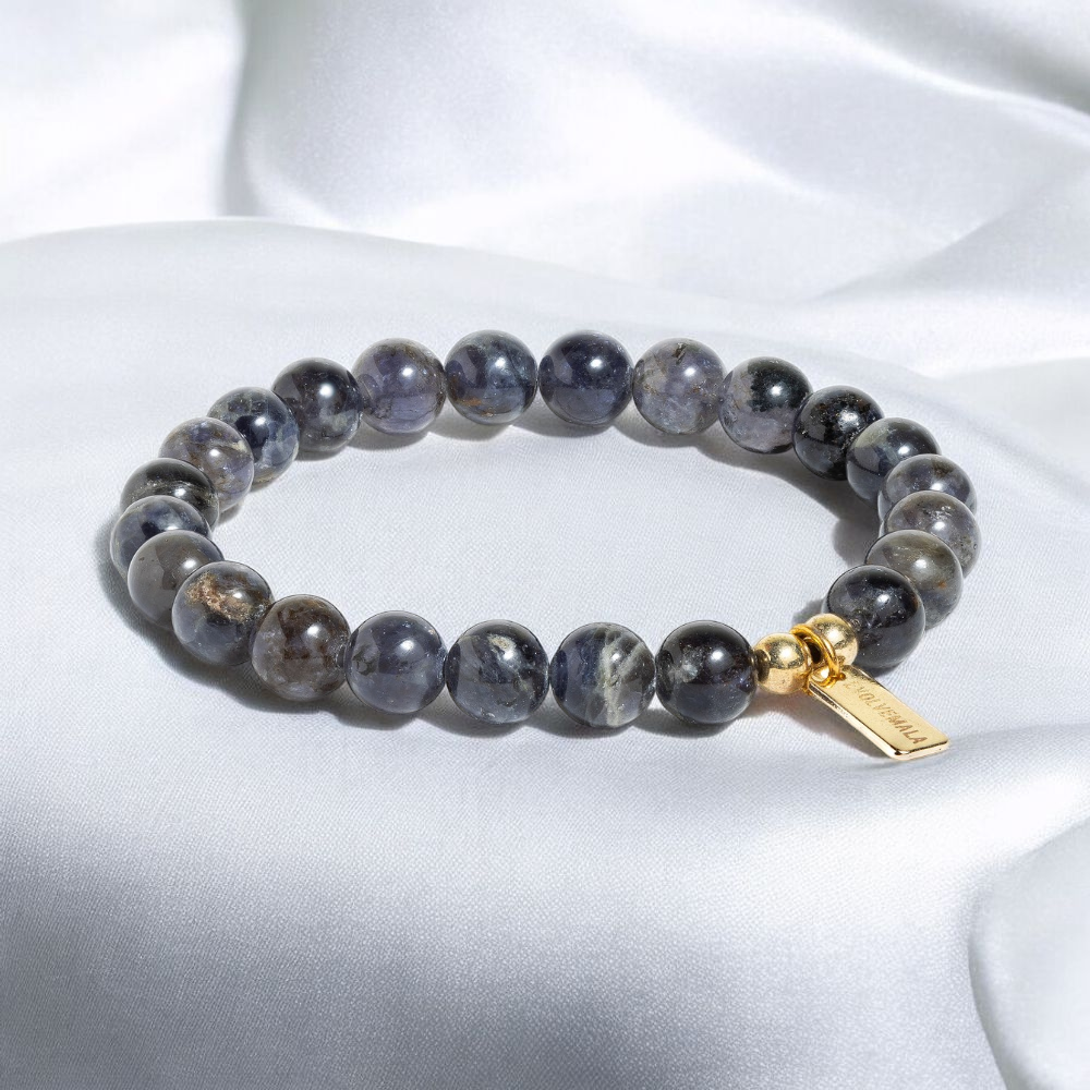 Iolite 'Relaxation' Bracelet